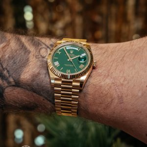 How to Negotiate When Buying a Pre-Owned Rolex Watch